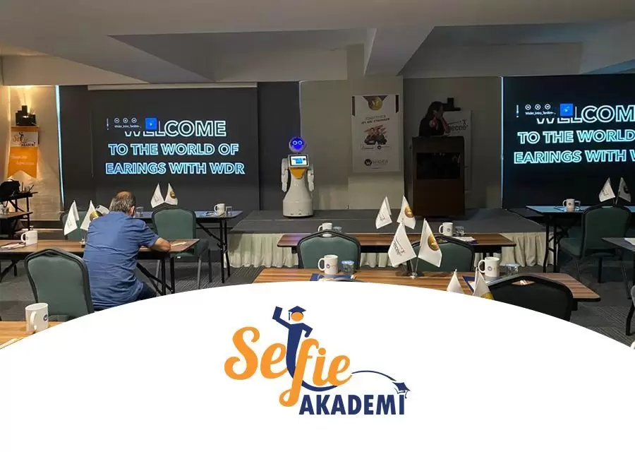 MINI ADA IS AT THE LAUNCH OF SELFIE ACADEMY'S UNION OF FORCES AND NEW WORLD PROJECT...
