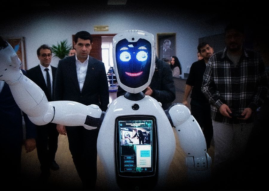 Social Robot Ada-7 and Service Robot on Duty at Avcılar Municipality!